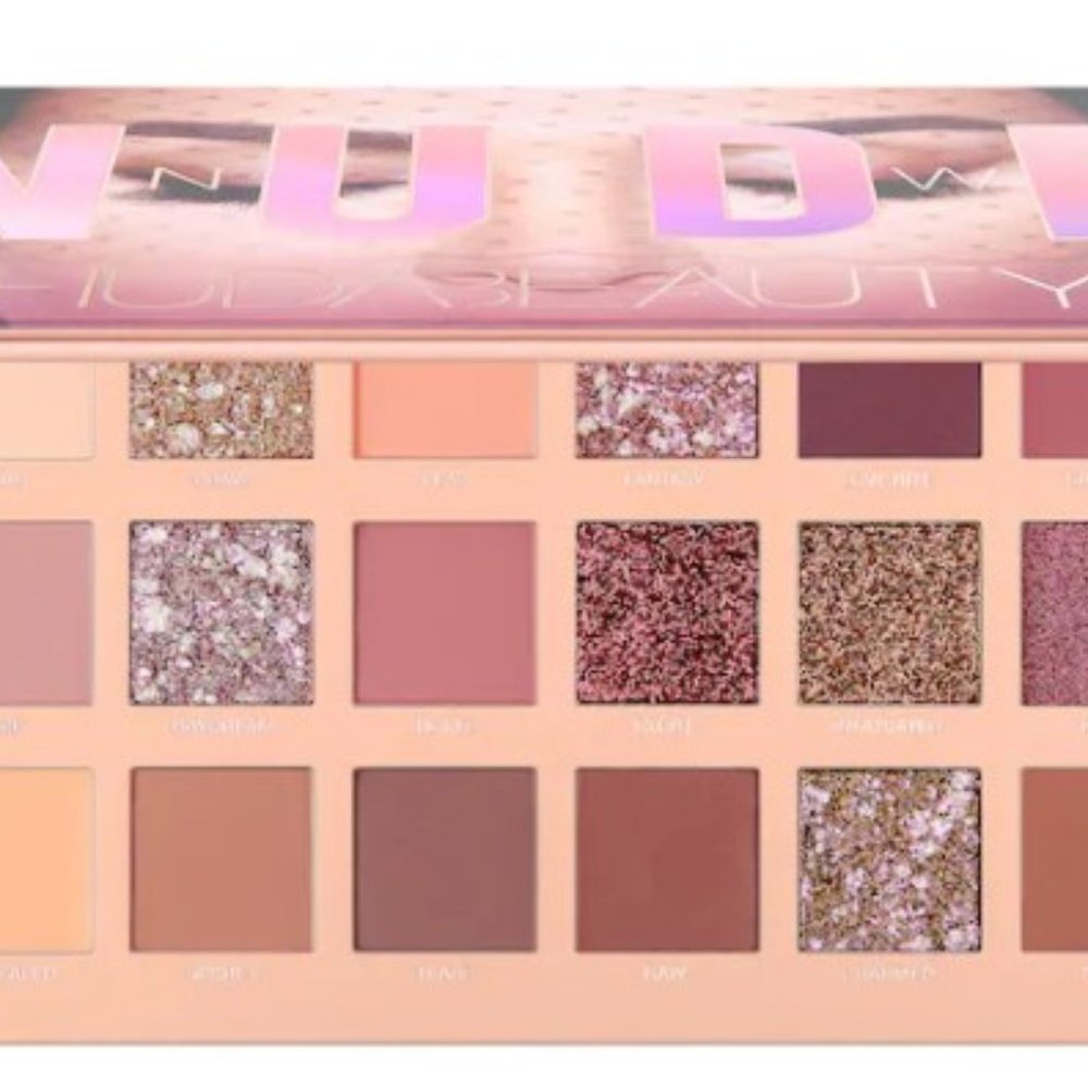 HUDA BEAUTY The New Nude Eyeshadow Palette